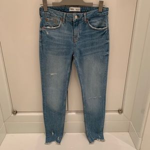 Zara Denim Mid Rise Skinny Jeans